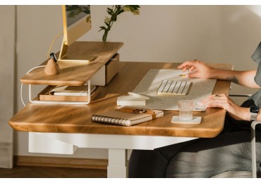 Tại sao mặt bàn gỗ sồi lại đắt hơn MDF?