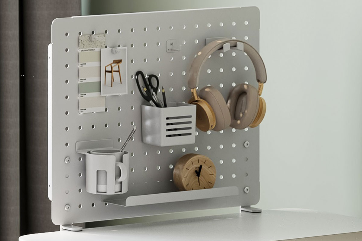 Sắp xếp pegboard gọn gàng cho góc làm việc