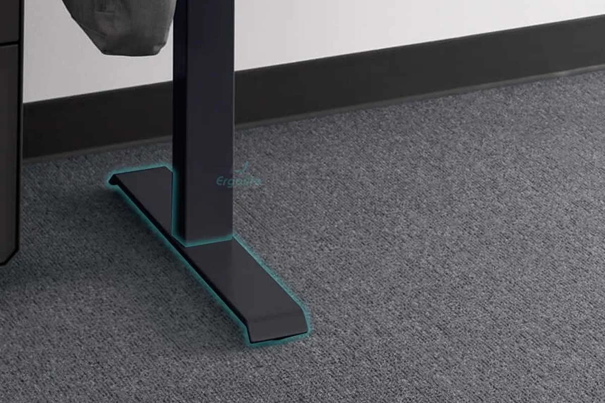 Chân bàn thép dầy độ vững sẽ tốt hơn