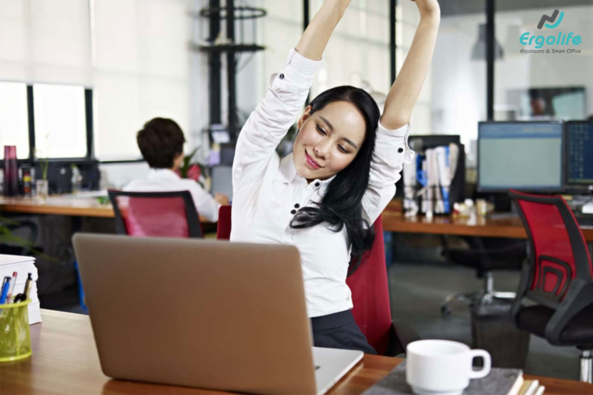 Vận động sau những giờ làm việc căng thẳng